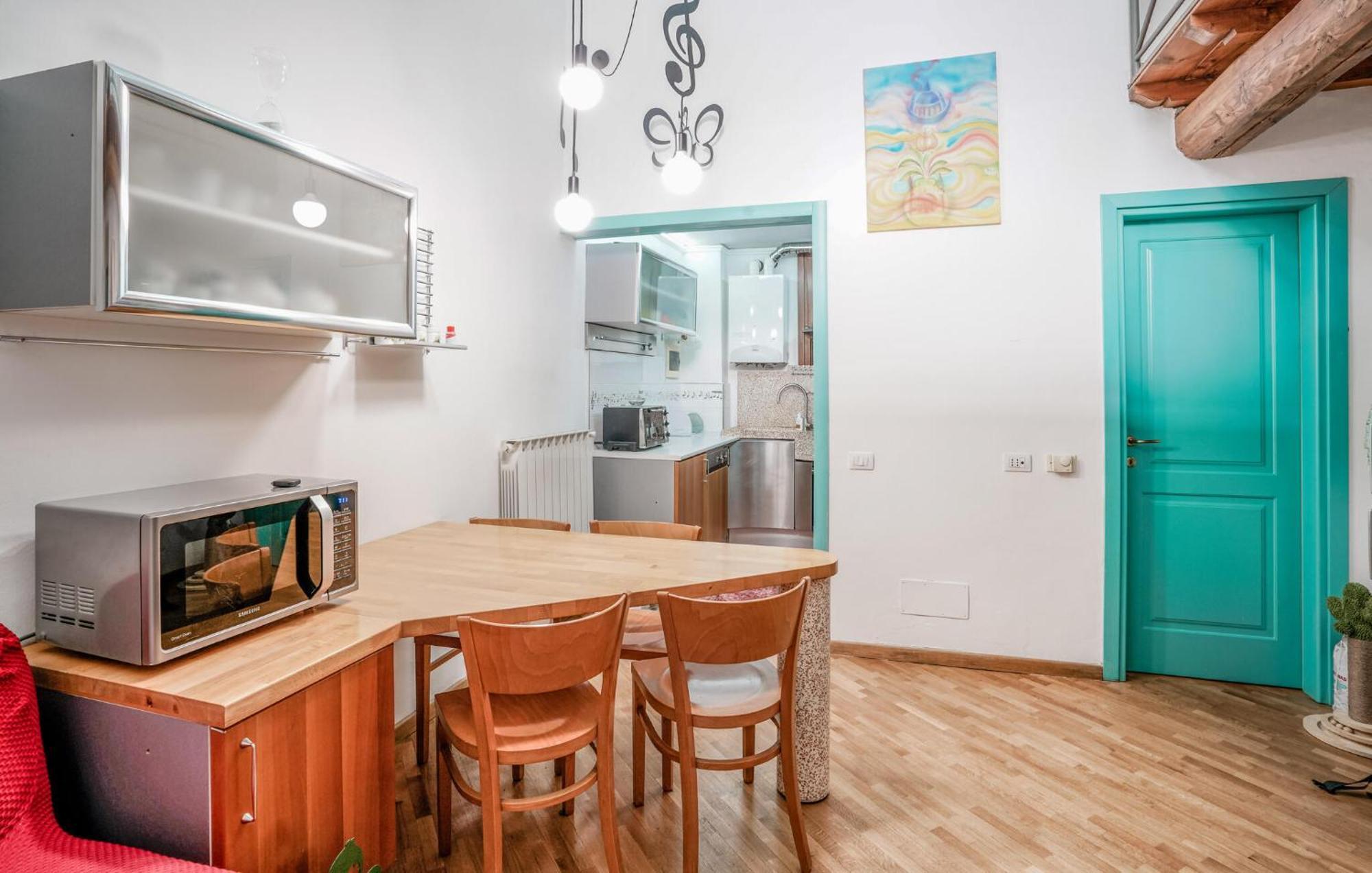Apartamento 2 Bedroom Beautiful In *