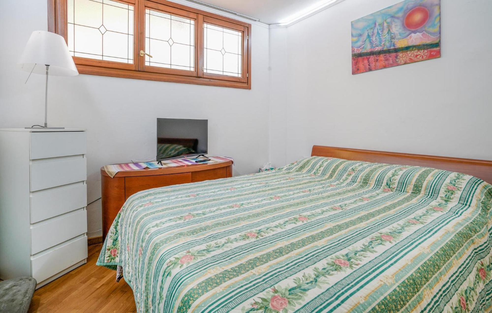 2 Bedroom Beautiful In Apartamento *